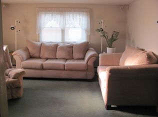 3077 Pricetown Rd, Temple, PA 19560