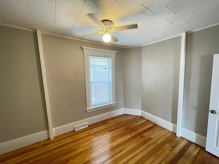 336 Amherst St #1 — Photo 6