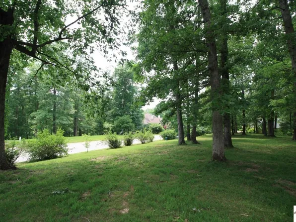 41-42 Sequoyah Trl, Cadiz, KY 42211