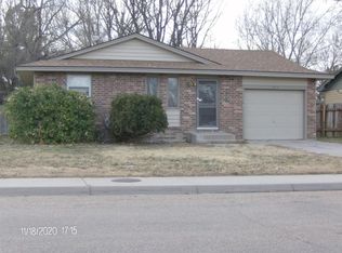 2209 N Cherokee Rd, Garden City, KS 67846