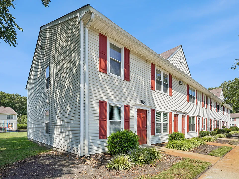 Woodbridge Apartments
