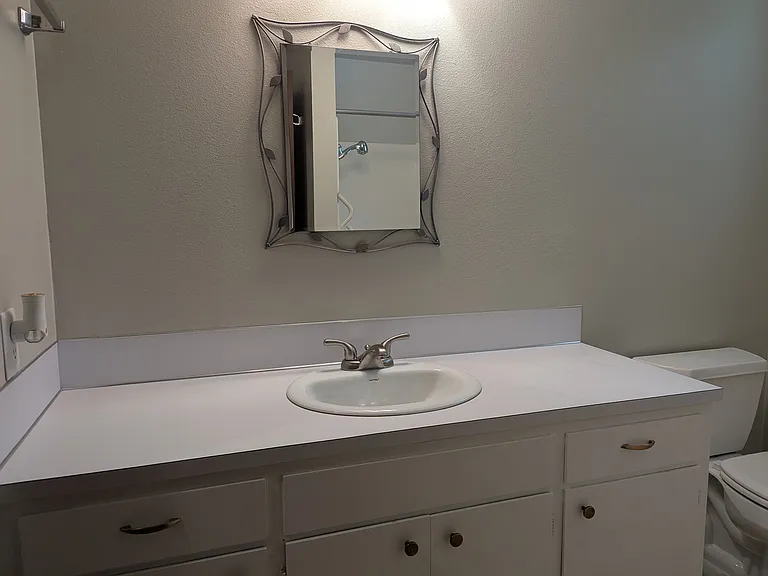 8 Cherokee Pl — Photo 25