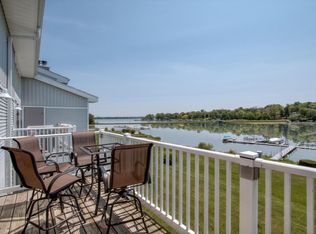 1454 S Delavan Club Blvd, Delavan, WI 53115