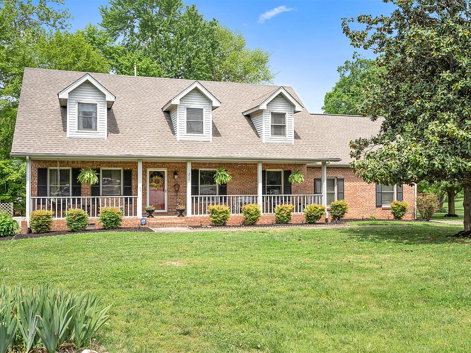 1st image of 213 Chelsea Ct