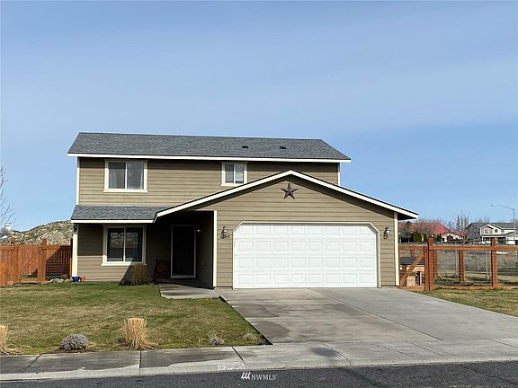 2nd image of 1038 W Windrose Dr