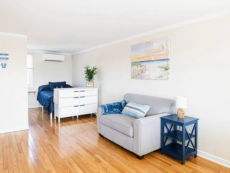 78 E Grand Ave #17 — Photo 1