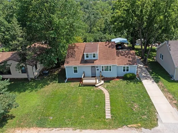 1039 Locust St, Kansas City, KS 66103