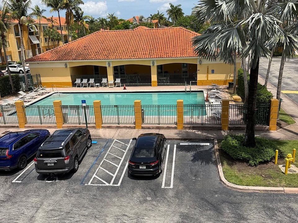 1st image of 7290 NW 114th Ave APT 205