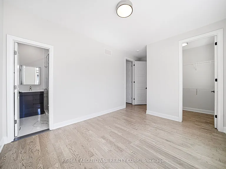 3281 Post Rd — Photo 23