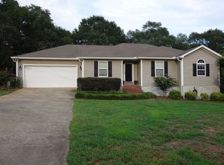 125 Meadow Dr, Royston, GA 30662