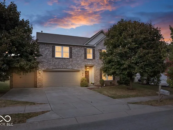 11090 Sanders Dr, Fishers, IN 46038