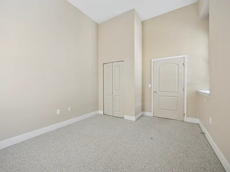 171 Grape St — Photo 30