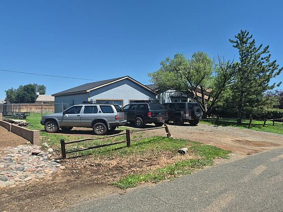 3rd image of 8390 E Leigh Dr