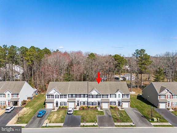 3rd image of 36338 Ridgeshore Ln