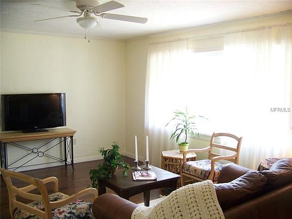 2nd image of 2507 Robinson Ave