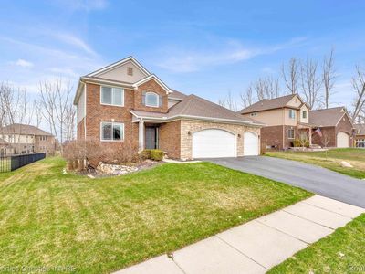 321 Red Cedar Dr, Oxford, MI, 48371