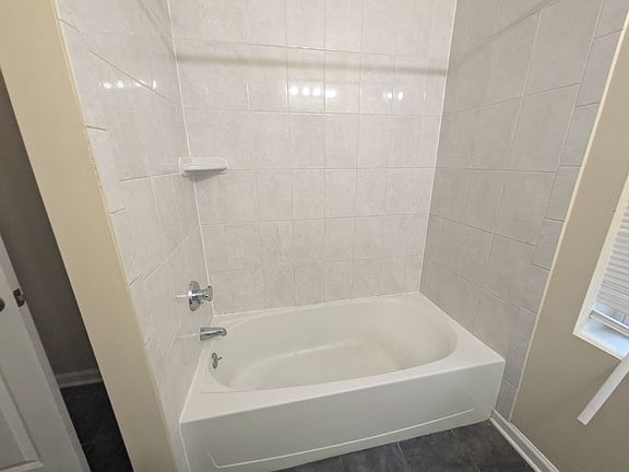 2nd image of 310 Edgewood Ave #3B