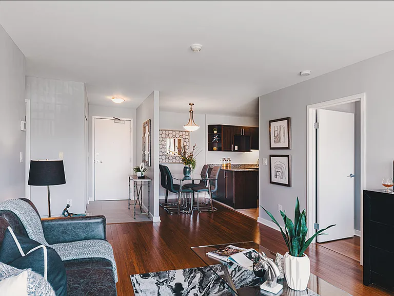 17 Aberdeen St #3 — Photo 4