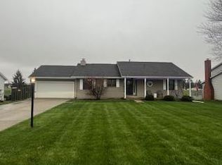 1443 Oakridge Dr, Bucyrus, OH 44820