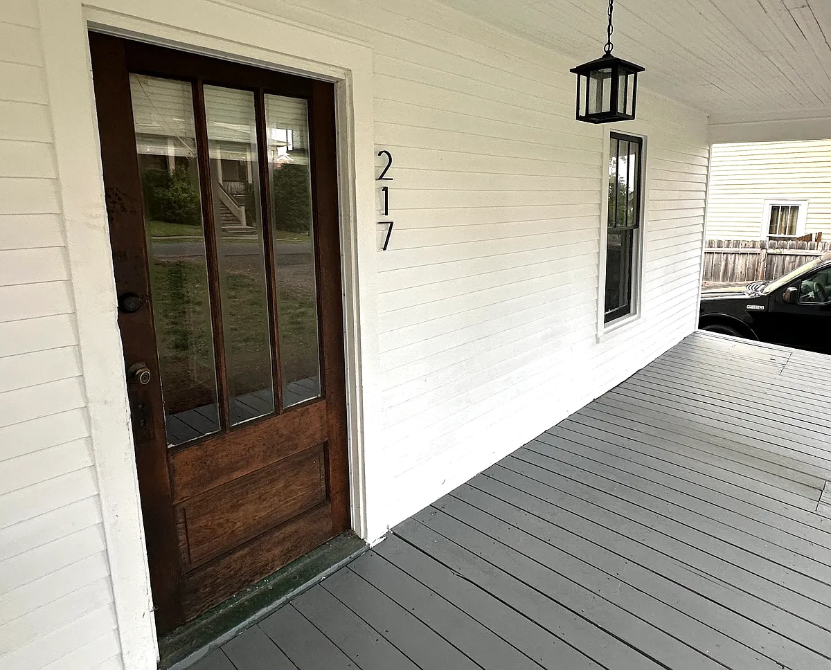 Awesome Front Porch - 217 Orlando Ave