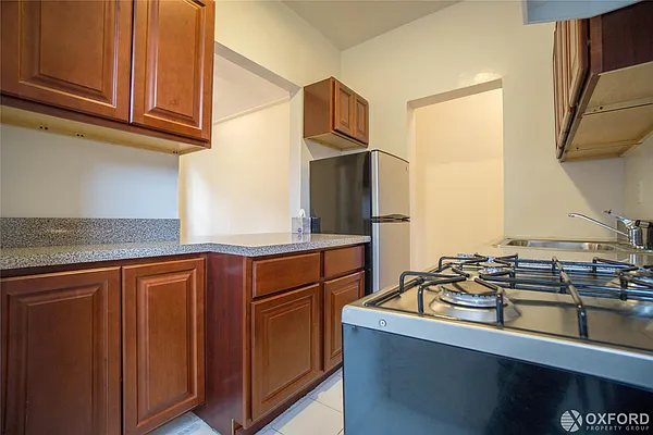 Rented by Oxford Property Group | media 52