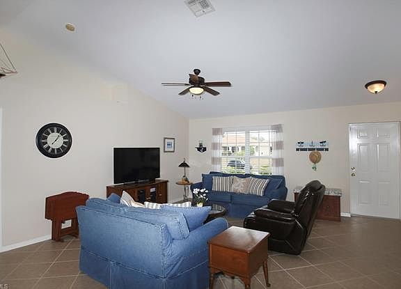 4th image of 2124 NW 18th Pl