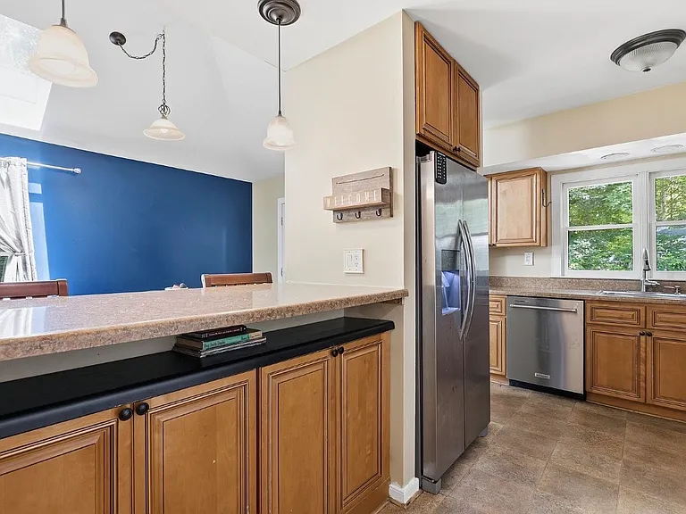 5613 Woods Walk Rd — Photo 4