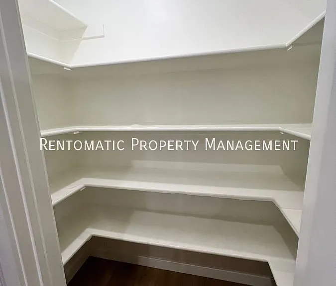 5931 W Lake Ave — Photo 12