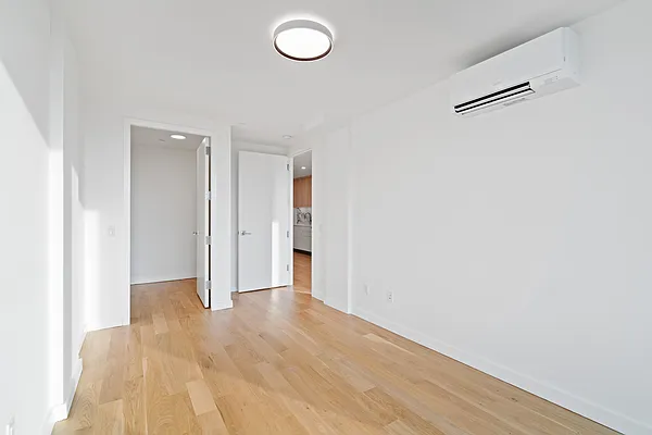 Rented by Nest Seekers International | media 14