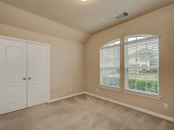 4th image of 26611 Green Heron Dr