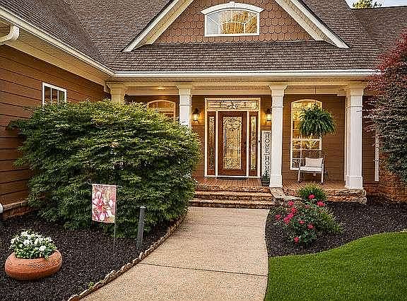 2nd image of 8179 Pineview Ct