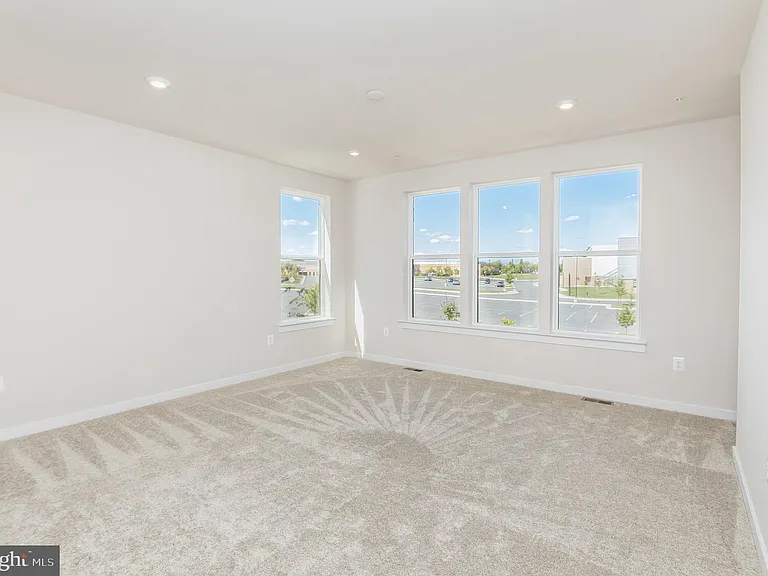 44514 Wolfhound Sq — Photo 13