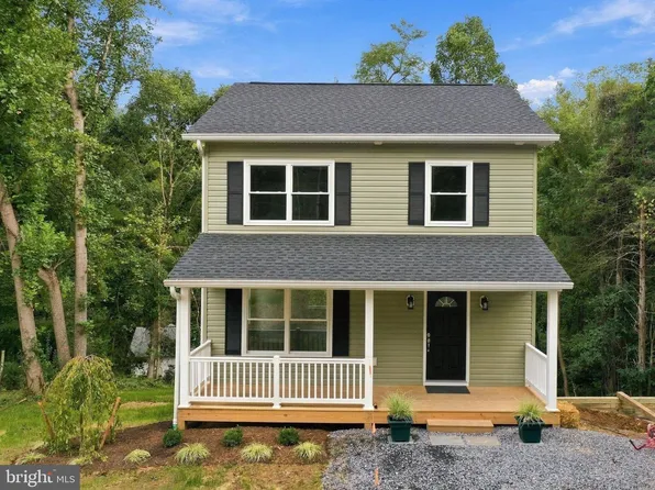 152 Persimmon Rd, Front Royal, VA 22630