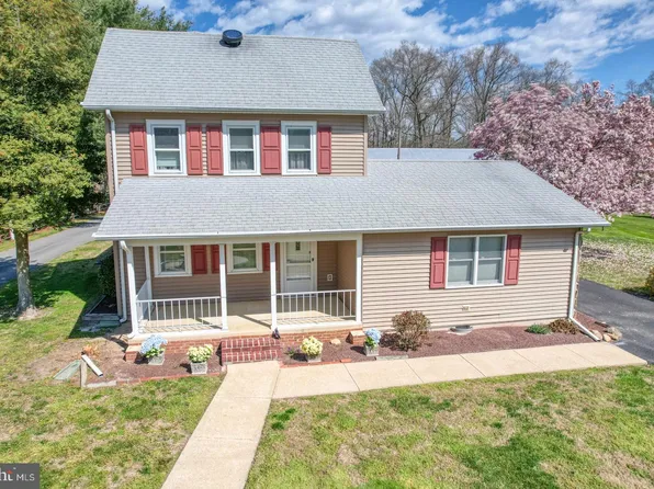 207 Walnut Shade Rd, Dover, DE 19904