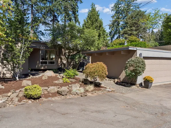 17167 Cedar Rd, Lake Oswego, OR 97034