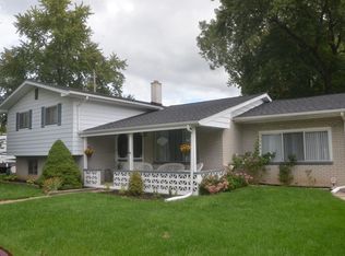 2503 Windywood Dr, Burton, MI 48519