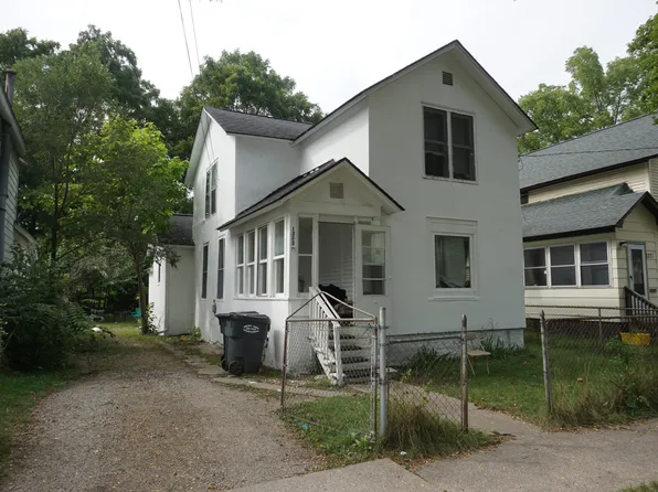 1323 N Edwards St, Kalamazoo, MI 49007