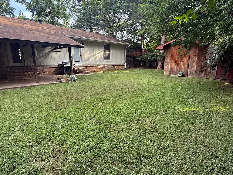 2525 N Azalea Ter — Photo 22