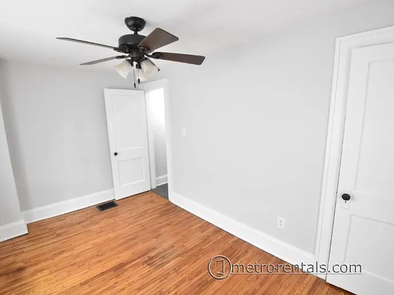 333-335 E Duncan St — Photo 23