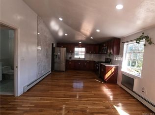 2414 Lodovick Ave, Bronx, NY 10469