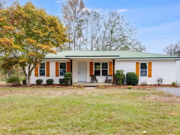 274 Holly Rd, Bowdon, GA 30108