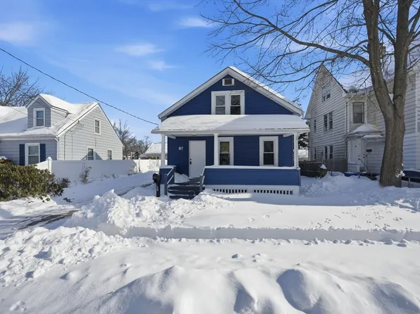 87 Fenwick St, Springfield, MA 01109