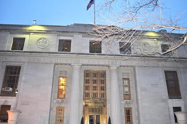 Rented by Corcoran | media 21