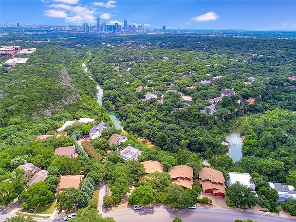 3rd image of 1321 Spyglass Dr #B
