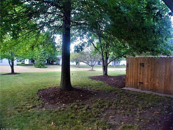 3rd image of 10834 Fence Row Dr