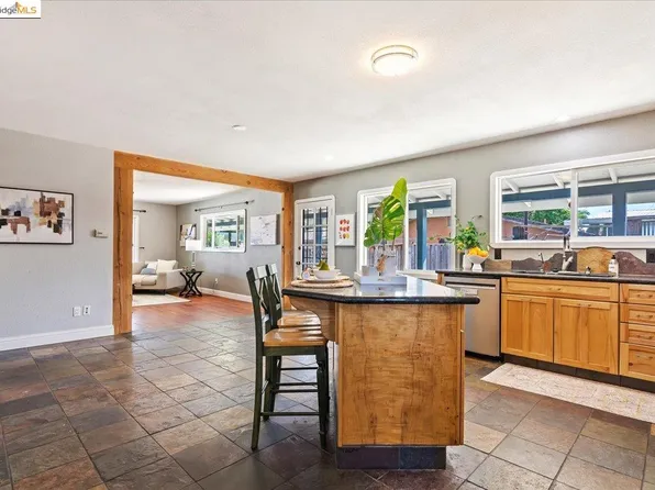 271 E Sims Rd, Brentwood, CA 94513