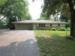 2856 Edna Rd, Rockford, IL 61102
