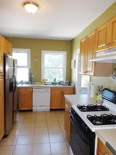 206 Sumner St #6 Photo 1