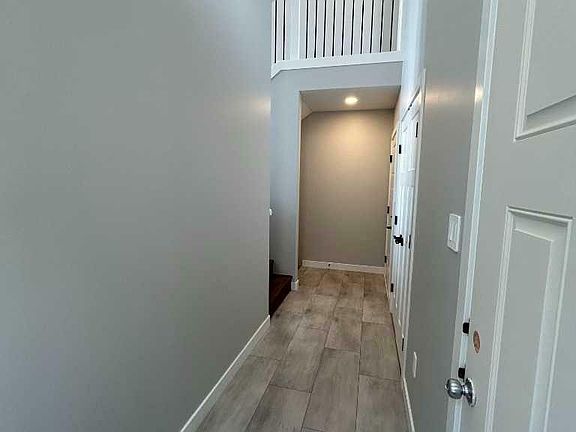 3rd image of 11318 107th Ave