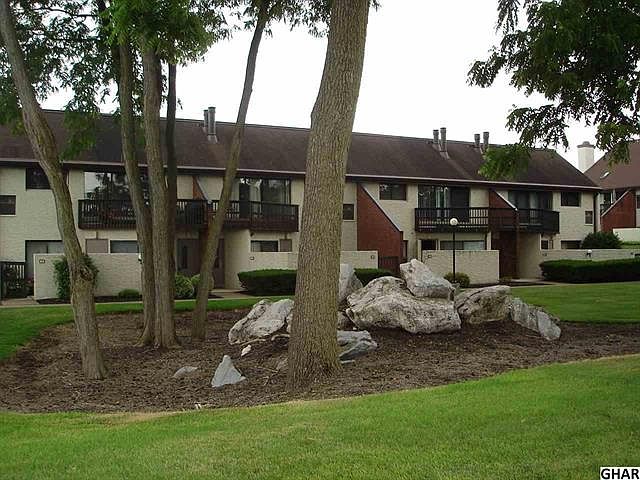 1st image of 1071 Lancaster Blvd APT 3